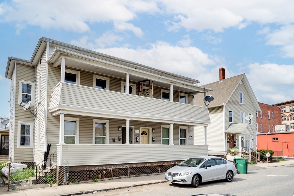 10 Loring Street Springfield, MA 01105 - Photo 7 of 9
