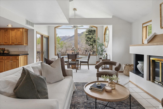 9725 Ruskin Circle Sandy, UT 84092 - Photo 13 of 75