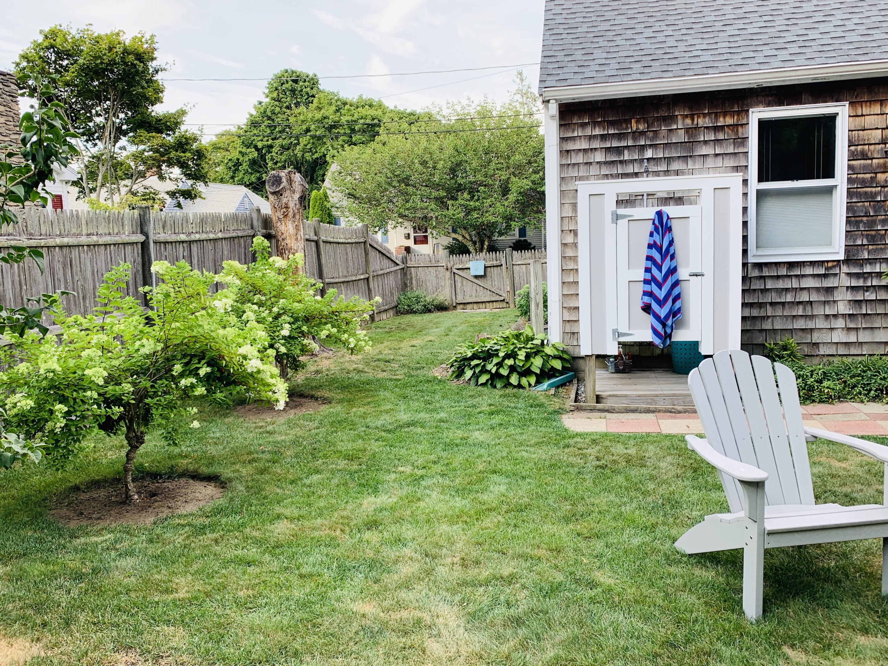 8 Morse Avenue Wareham, MA 02571 - Photo 5 of 14 a front view of a house with garden