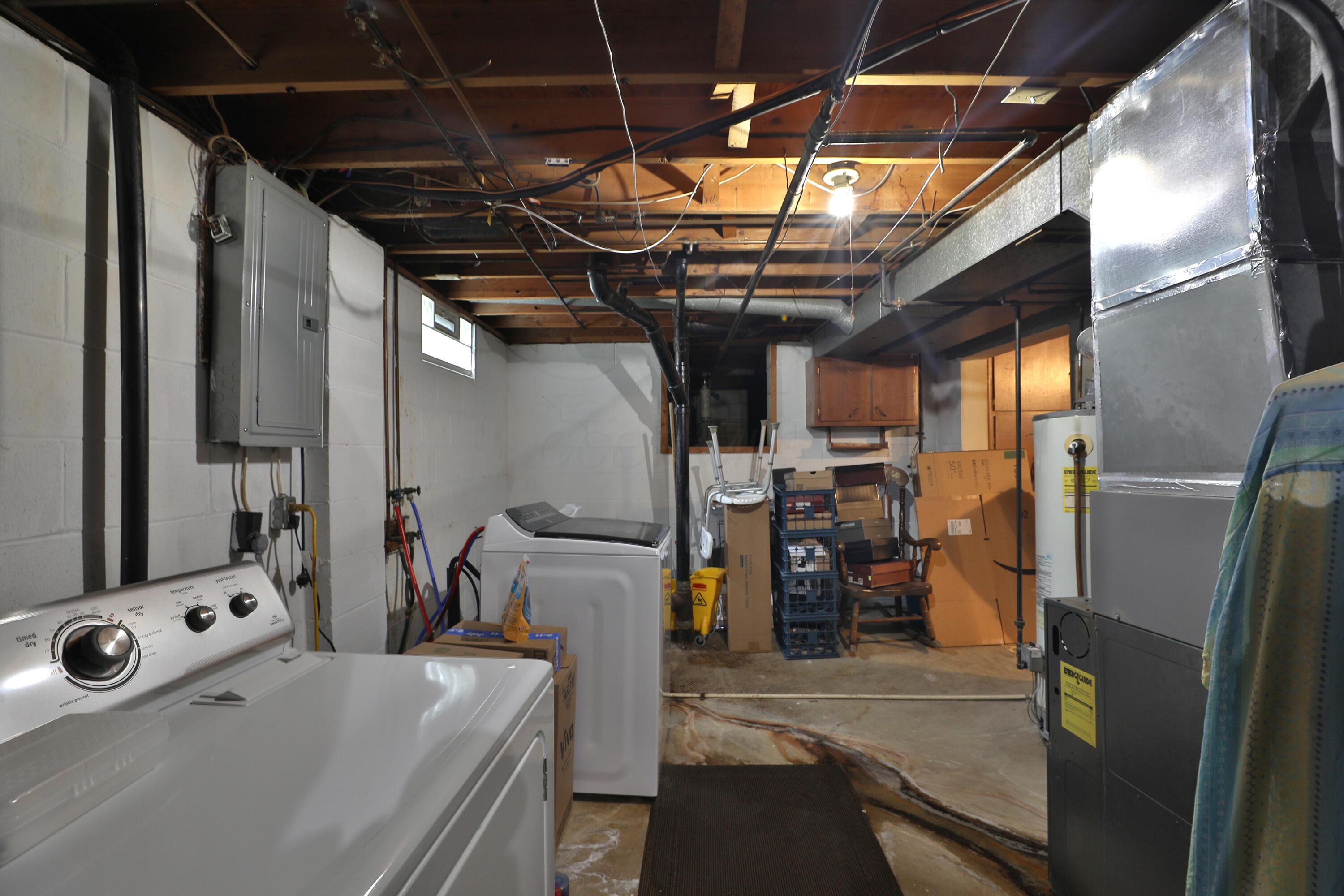 5717 Karl Road Columbus, OH 43229 - Photo 34 of 48 5717-Karl-32