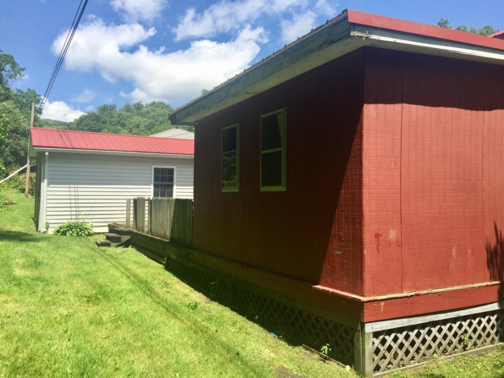 1706 Derby Road Appalachia, VA 24216 - Photo 35 of 36 Photo 35