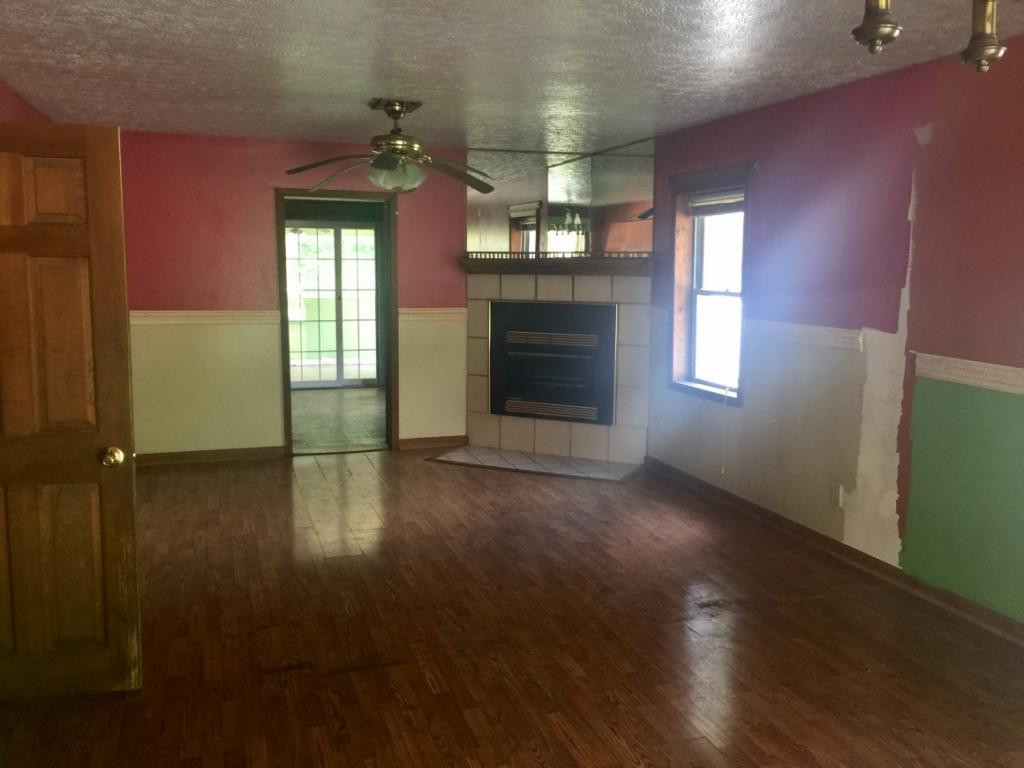 1706 Derby Road Appalachia, VA 24216 - Photo 4 of 36 Photo 4