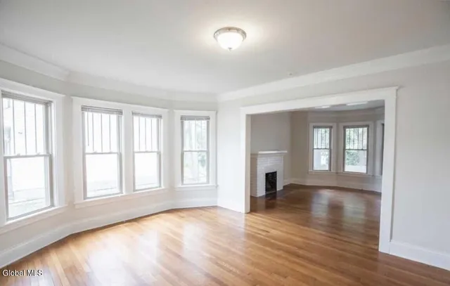 $1,800 | 2 Woodrow Court, Unit 1, Troy, NY 12180