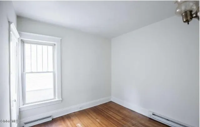 $1,800 | 2 Woodrow Court, Unit 1, Troy, NY 12180