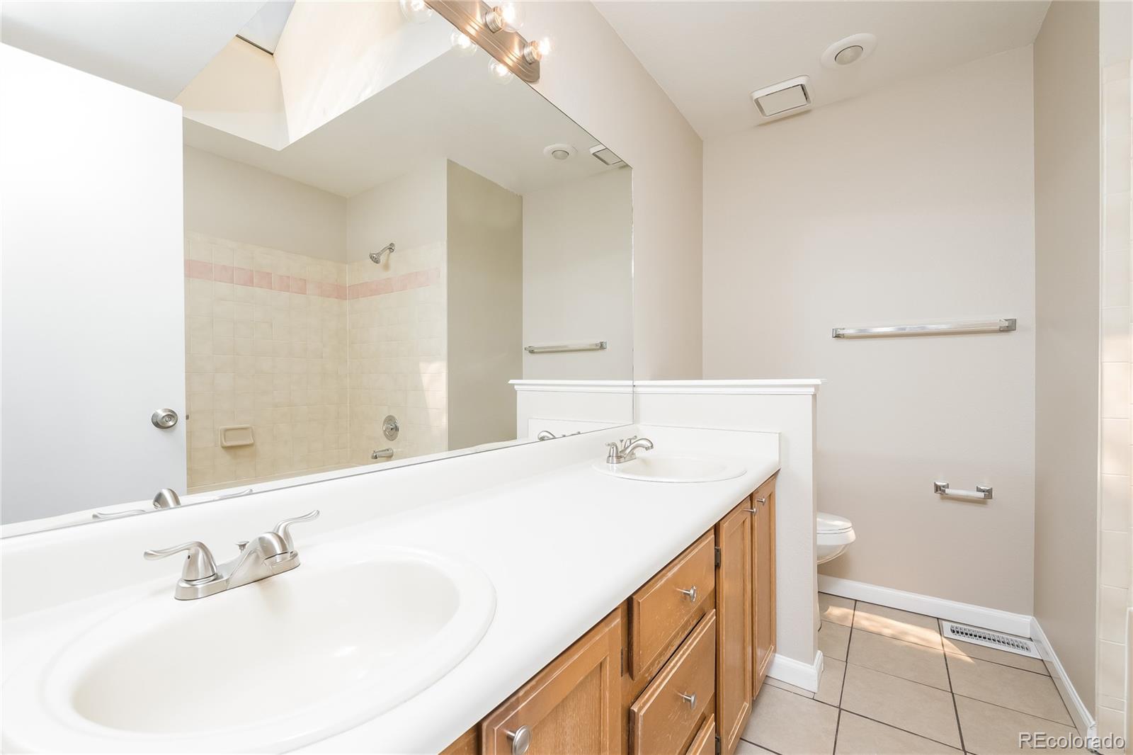 18622 East Columbia Place Aurora, CO 80013 - Photo 13 of 18