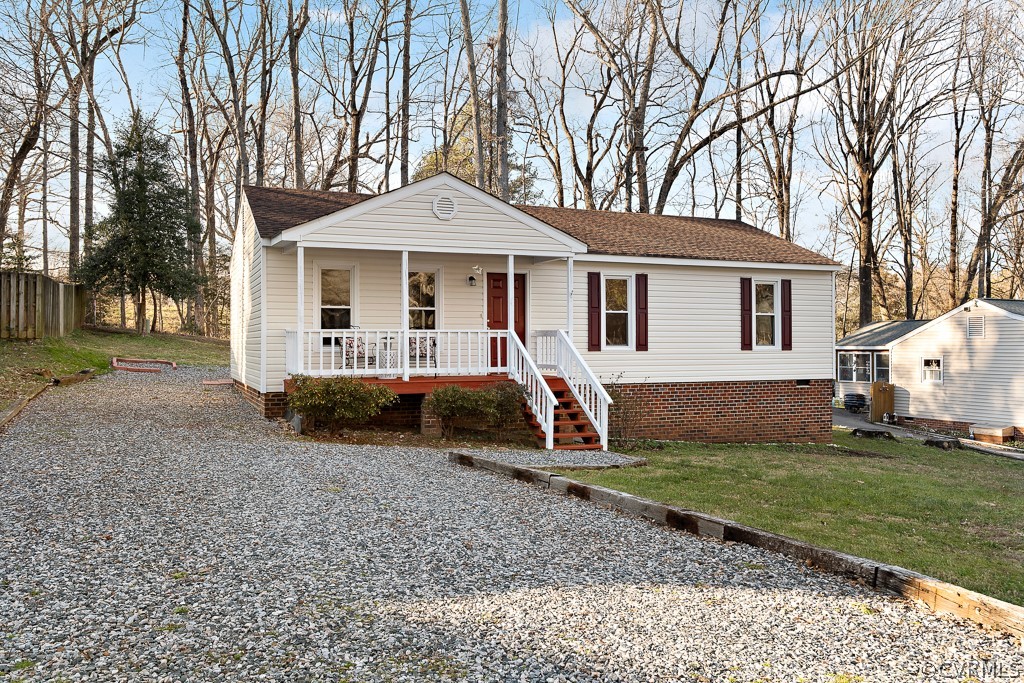 2642 Beaver Falls Road Midlothian, VA 23112 - Photo 2 of 25 Gallery Image 2