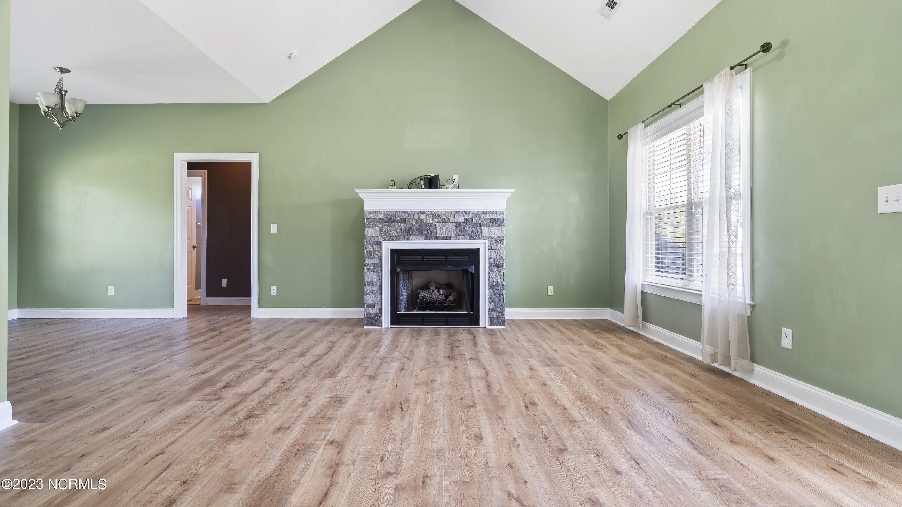 156 Hawks Point Road Jacksonville, NC 28540 - Photo 5 of 33 5