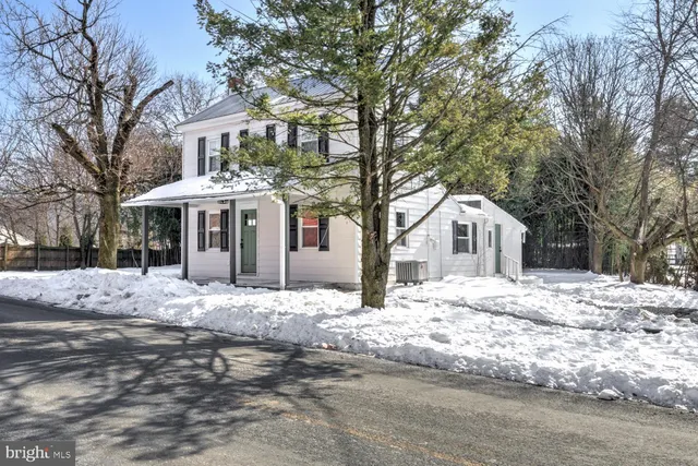 $325,000 | 2306 Elizabeth Avenue, Temple, PA 19560