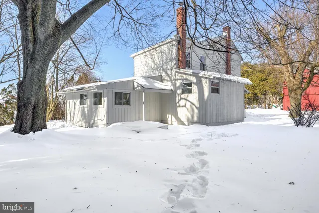 $325,000 | 2306 Elizabeth Avenue, Temple, PA 19560