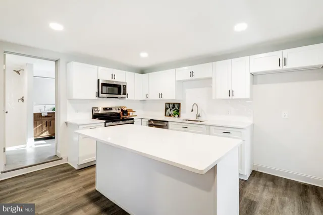 $325,000 | 2306 Elizabeth Avenue, Temple, PA 19560