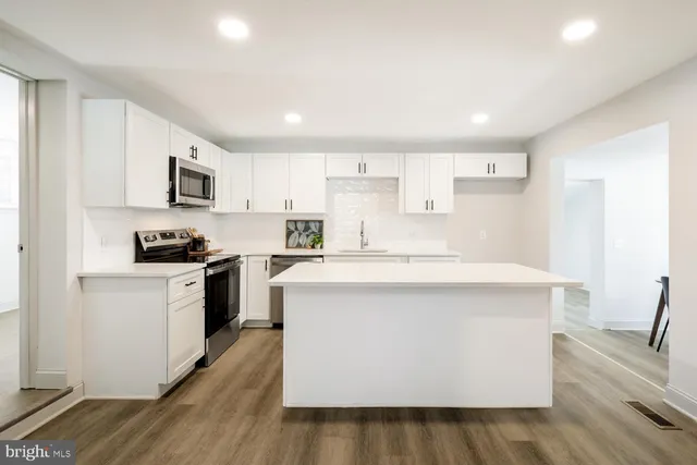 $325,000 | 2306 Elizabeth Avenue, Temple, PA 19560