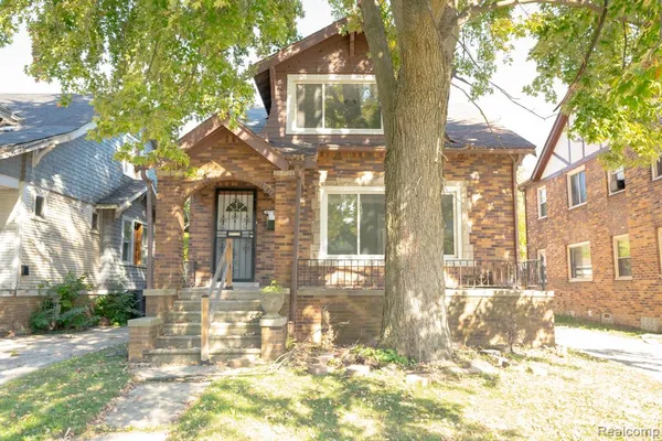 $104,000 | 5266 3 Mile Drive, Detroit, MI 48224