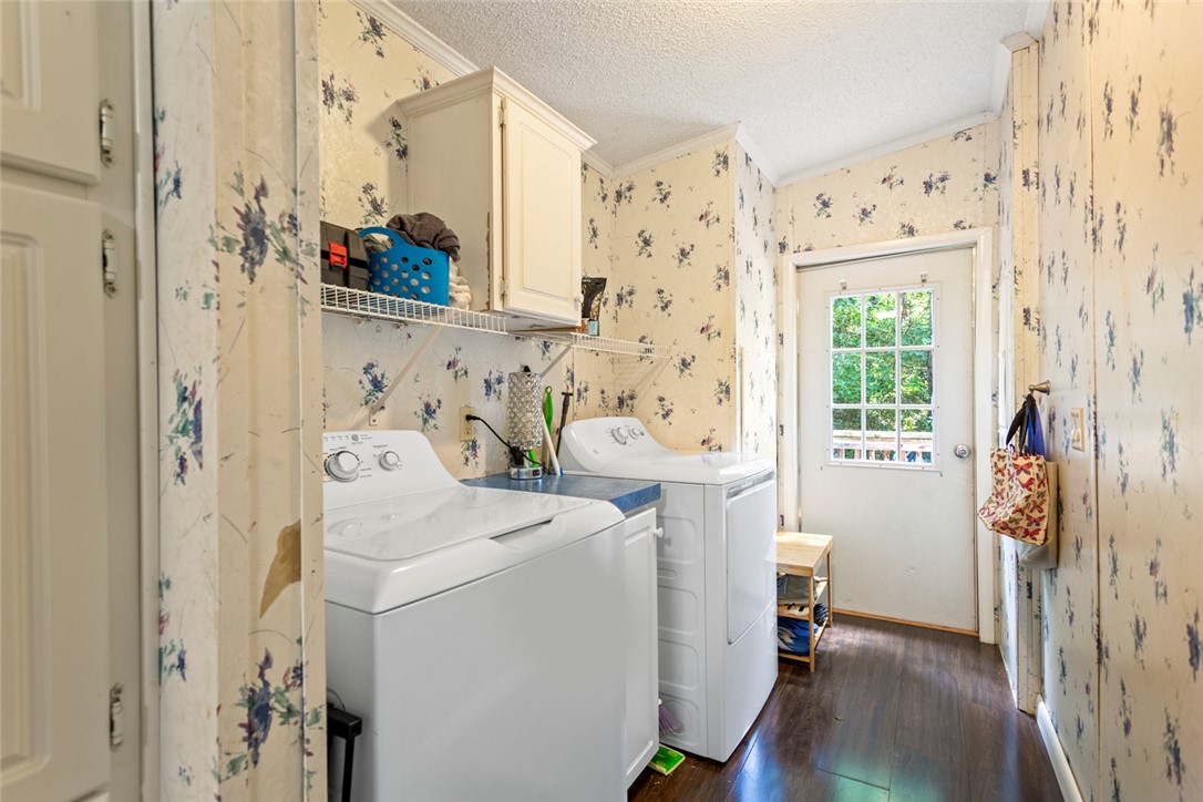 519 Singing Pines Road Seneca, SC 29678 - Photo 33 of 49 Laundry