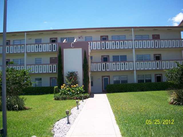 92 Preston F, Unit 920 Boca Raton, FL 33434 - Photo 1 of 23 Primary Photo