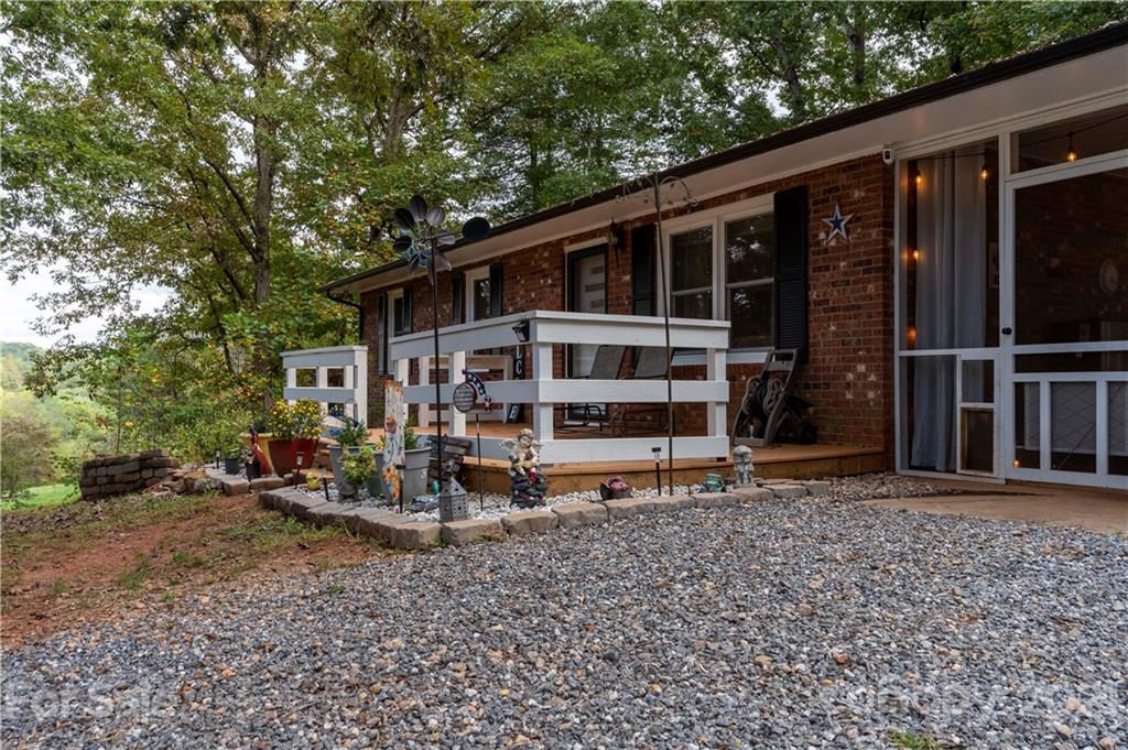 5351 Sheriffs Road Lenoir, NC 28645 - Photo 4 of 35 Gallery Image 4