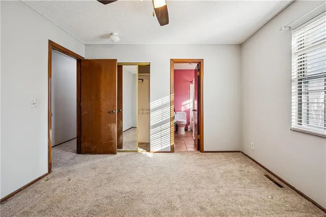 $340,000 | 12925 South Brougham Drive, Olathe, KS 66062