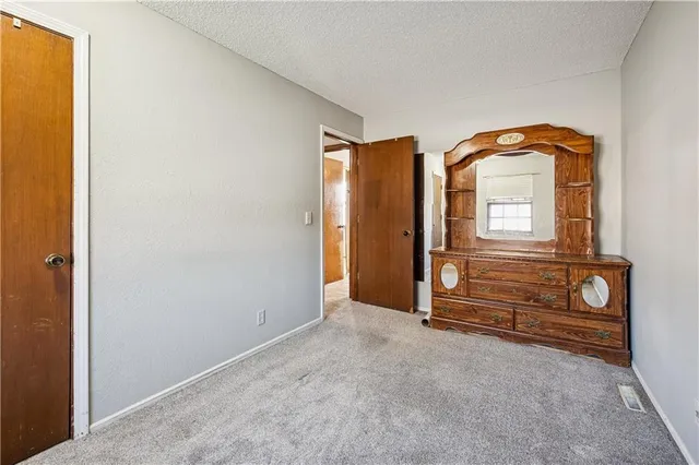 $340,000 | 12925 South Brougham Drive, Olathe, KS 66062