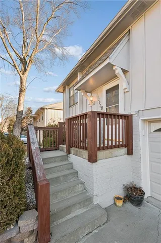 $340,000 | 12925 South Brougham Drive, Olathe, KS 66062