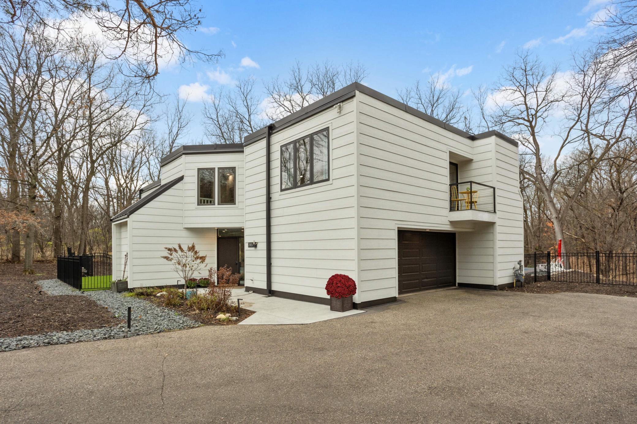 285 Leaf Street Orono, MN 55356 - Photo 3 of 47