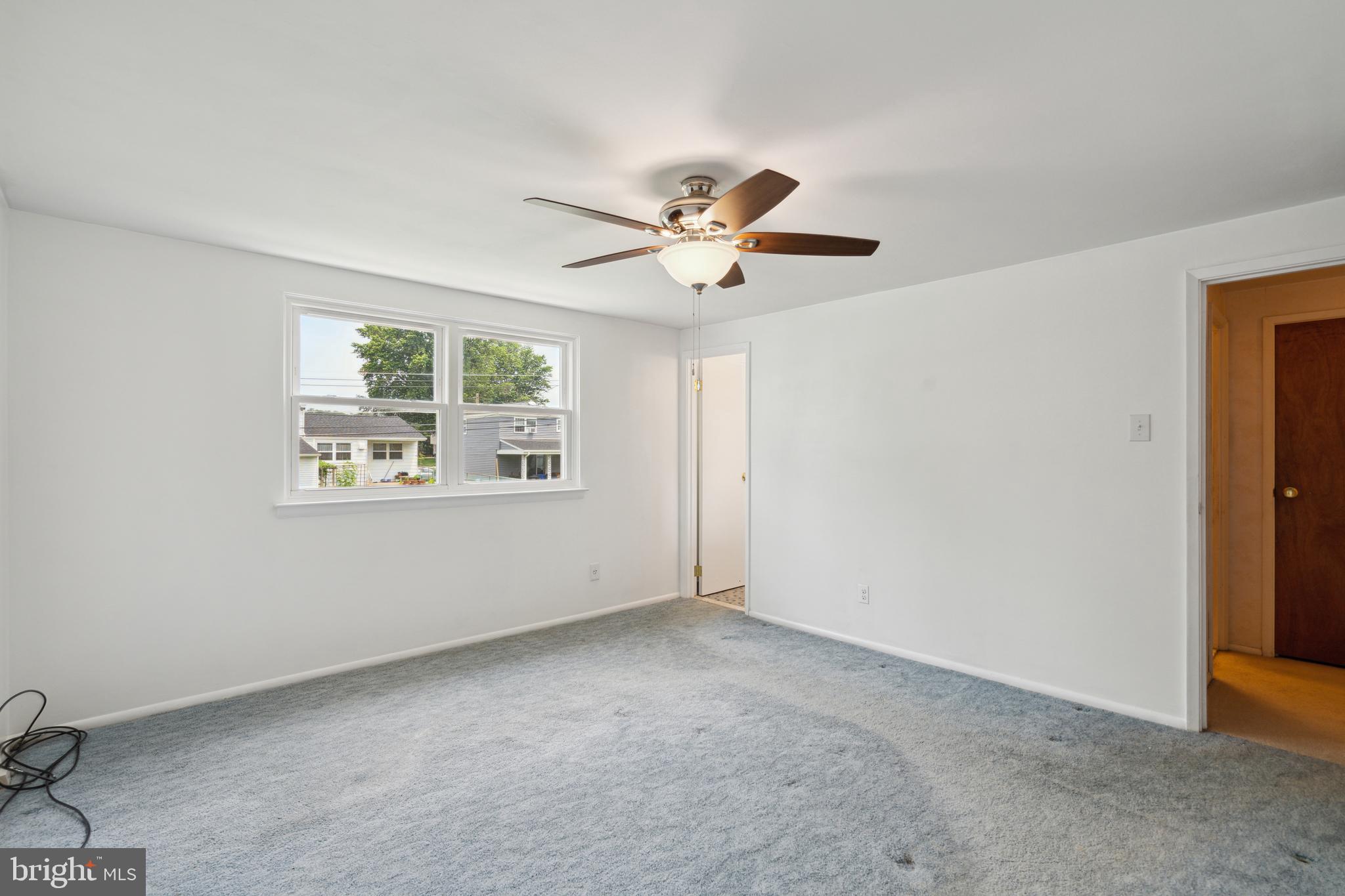 9711 Glenhope Road Philadelphia, PA 19115 - Photo 23 of 34 Gallery Image 23