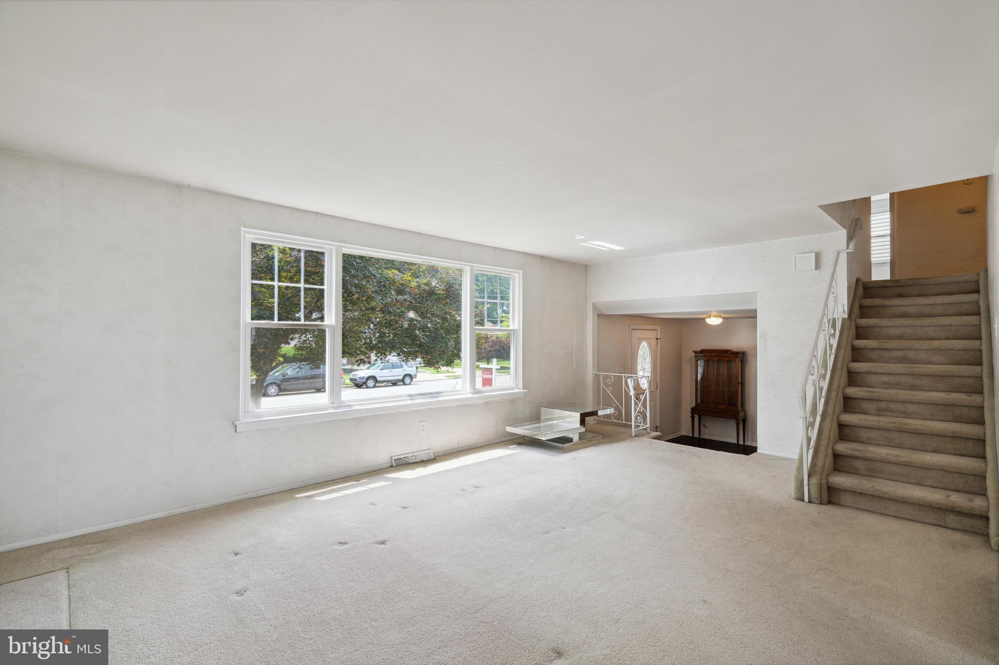 9711 Glenhope Road Philadelphia, PA 19115 - Photo 8 of 34 Gallery Image 8