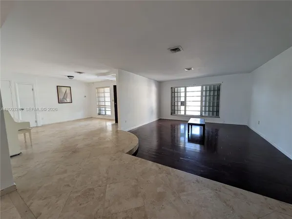 $3,500 | 1900 Northeast 186th Drive, Unit 1, North Miami Beach, FL 33179