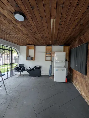 $3,500 | 1900 Northeast 186th Drive, Unit 1, North Miami Beach, FL 33179