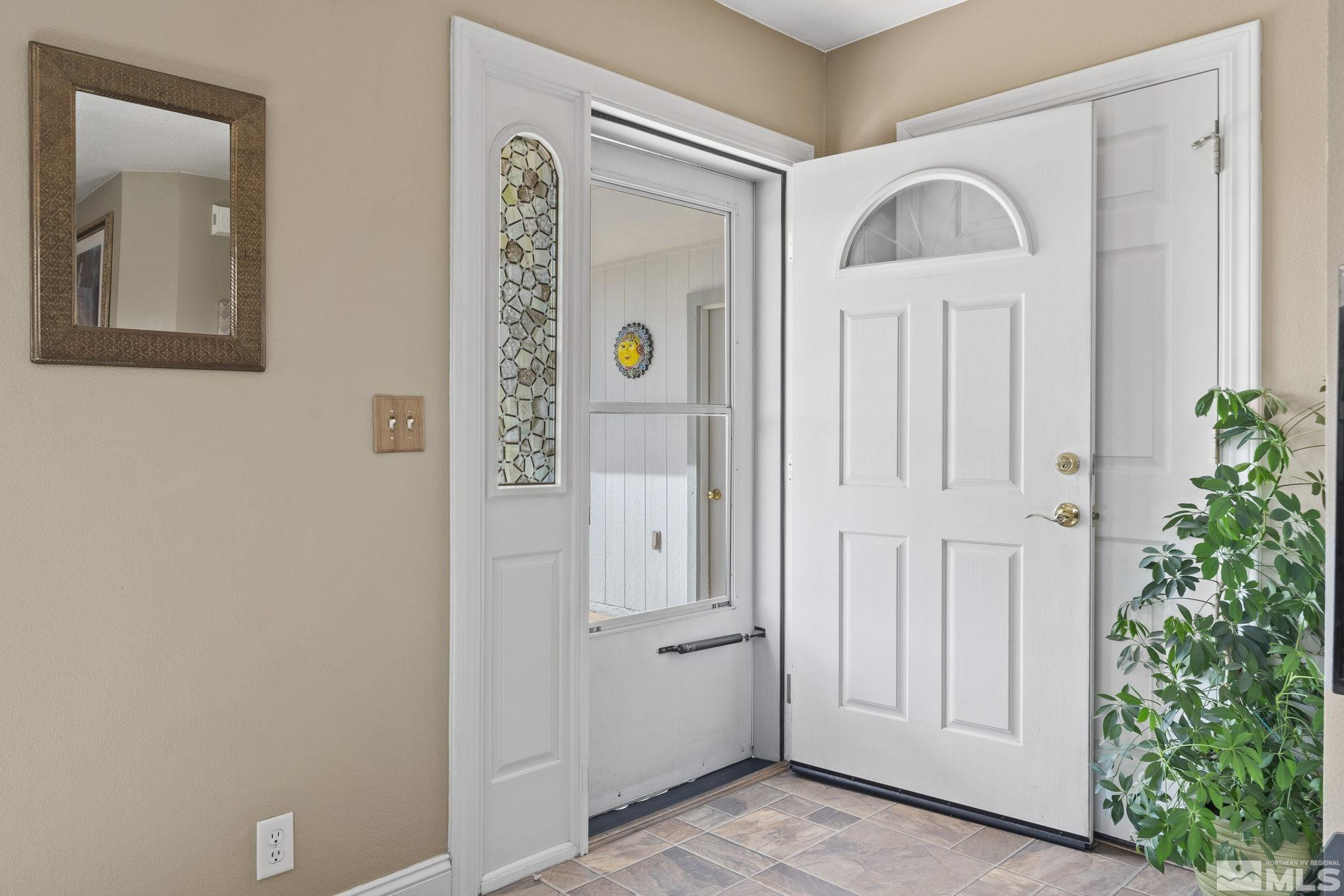 595 Roberts Street Reno, NV 89502 - Photo 6 of 24