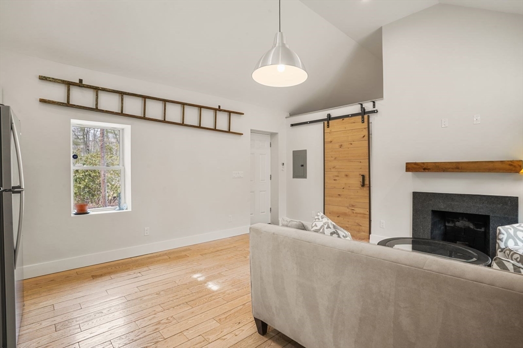 3 Riverside Drive Dover, MA 02030 - Photo 7 of 17