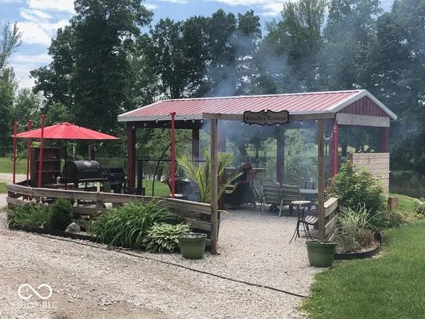 $749,900 | 4258 South Drive, Quincy, IN 47456