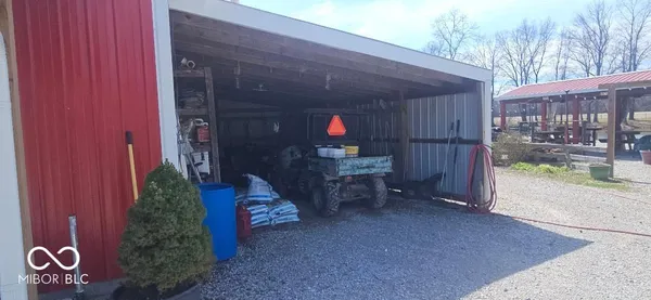 $749,900 | 4258 South Drive, Quincy, IN 47456