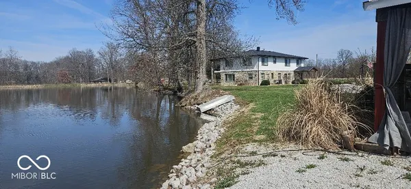 $749,900 | 4258 South Drive, Quincy, IN 47456