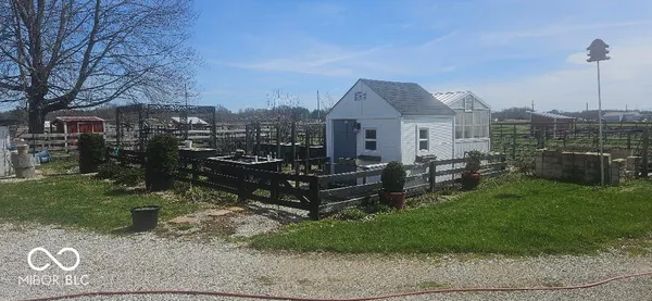 $749,900 | 4258 South Drive, Quincy, IN 47456