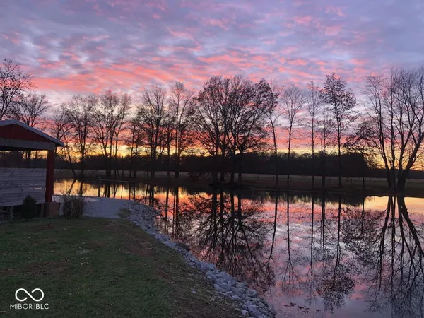 $749,900 | 4258 South Drive, Quincy, IN 47456