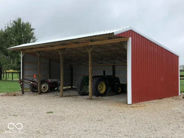 $749,900 | 4258 South Drive, Quincy, IN 47456