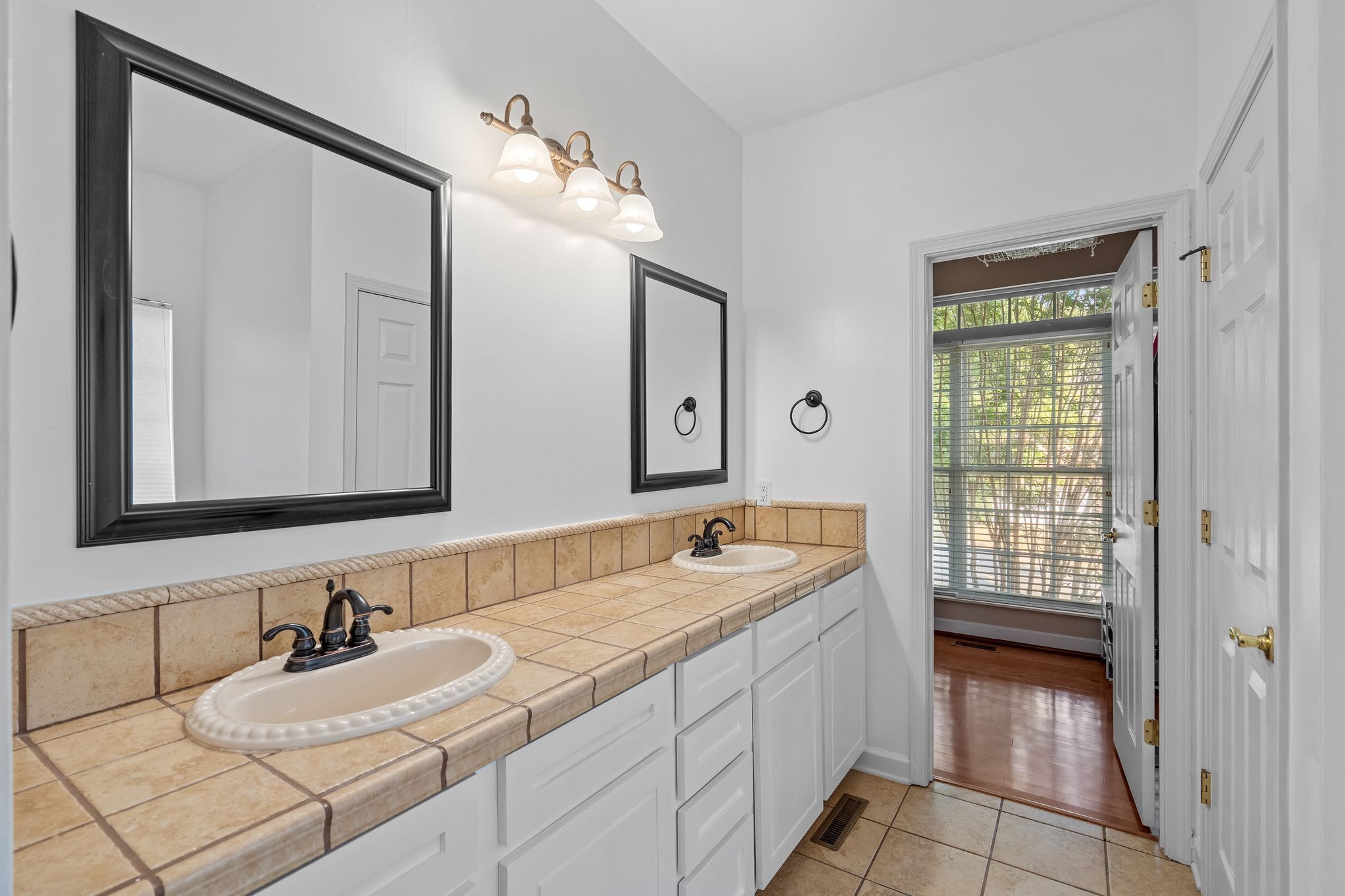 1809 Apple Ridge Circle Nashville, TN 37211 - Photo 22 of 41 Gallery Image 22