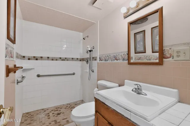 $159,900 | 424 Lomaland Drive, El Paso, TX 79907