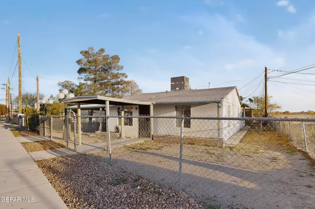 $159,900 | 424 Lomaland Drive, El Paso, TX 79907