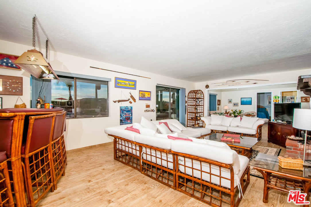 1354 Sunny Heights Road Fallbrook, CA 92028 - Photo 8 of 12