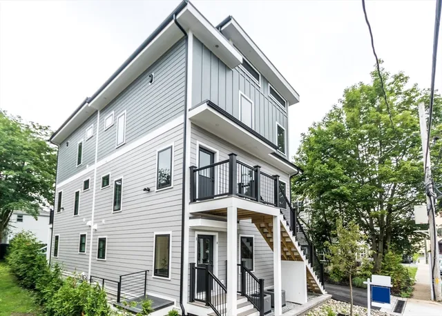 $1,099,900 | 15 Alder Street, Unit 1, Waltham, MA 02453