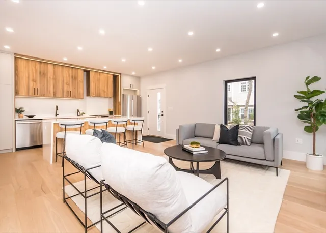 $1,129,900 | 15 Alder Street, Unit 1, Waltham, MA 02453