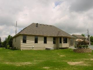 1739 West Sterns Road Temperance, MI 48182 - Photo 3 of 11 766973-2.JPG