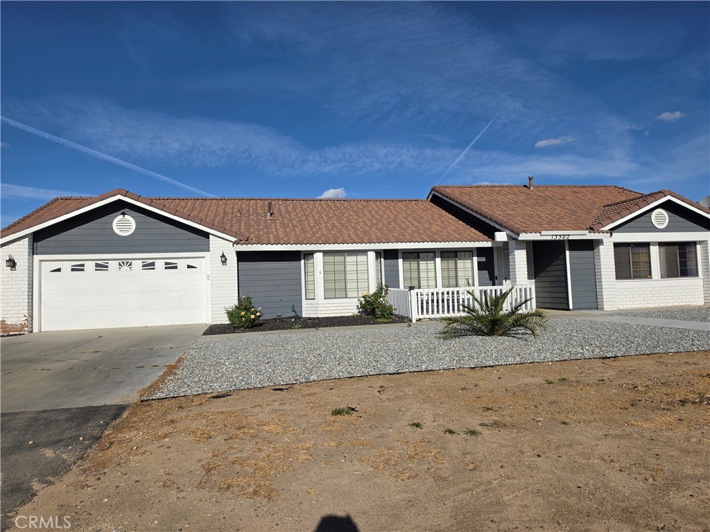 13502 Cuyamaca Road Apple Valley, CA 92308 - Photo 2 of 4