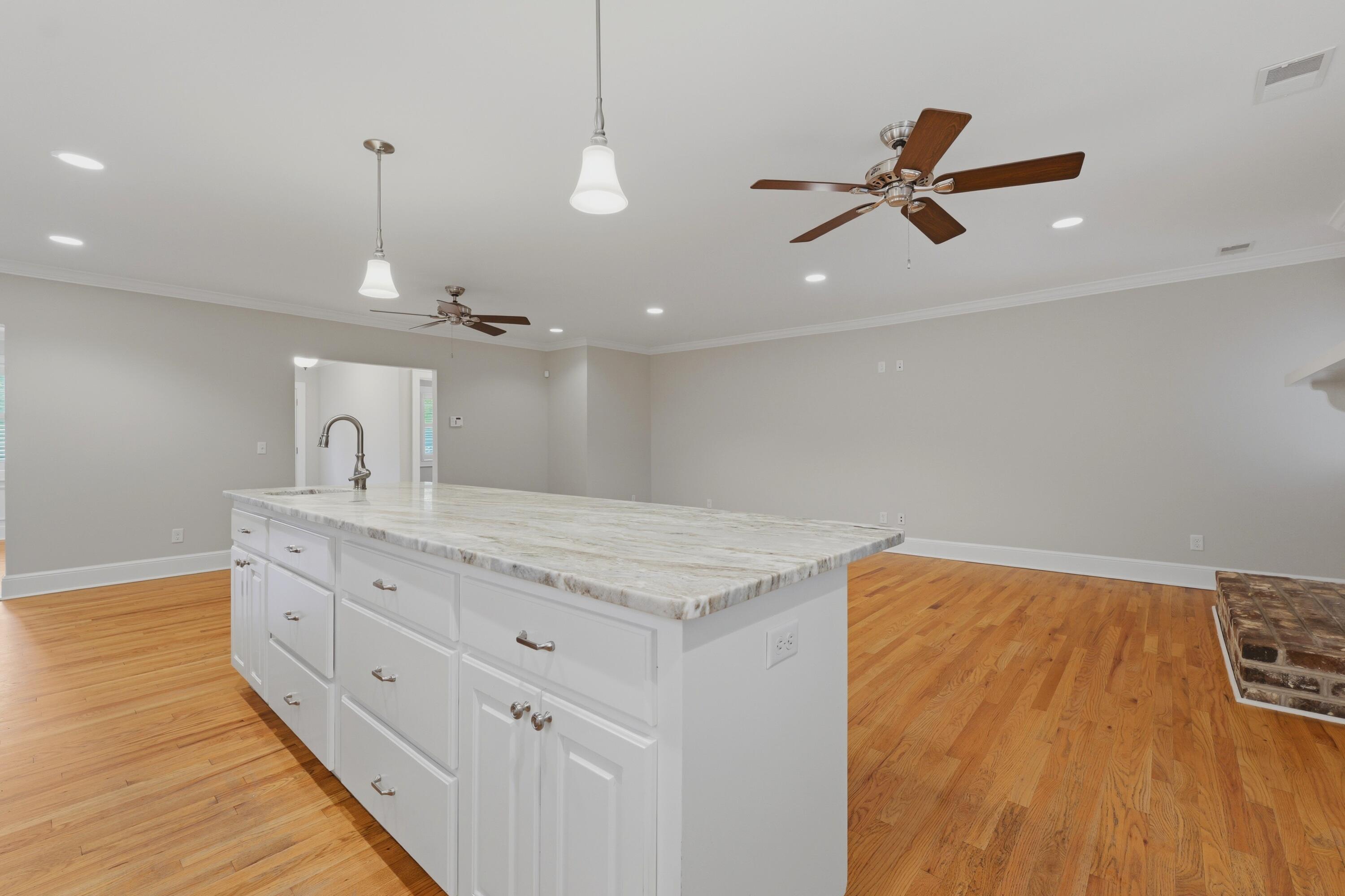 116 South Winter Street Moncks Corner, SC 29461 - Photo 5 of 41