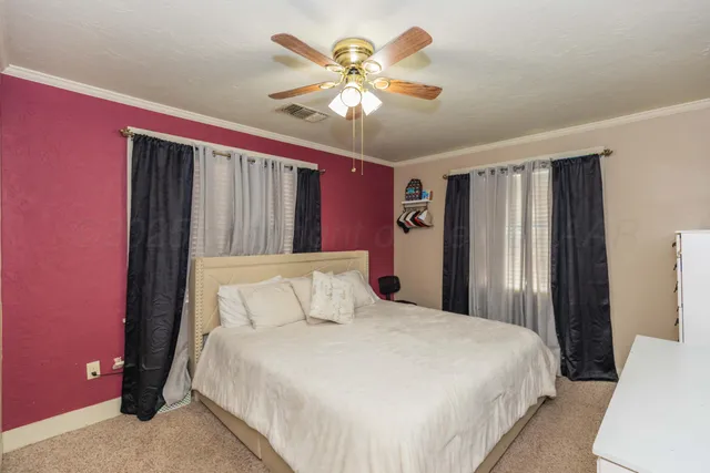 $170,000 | 1010 Elm Avenue, Dalhart, TX 79022