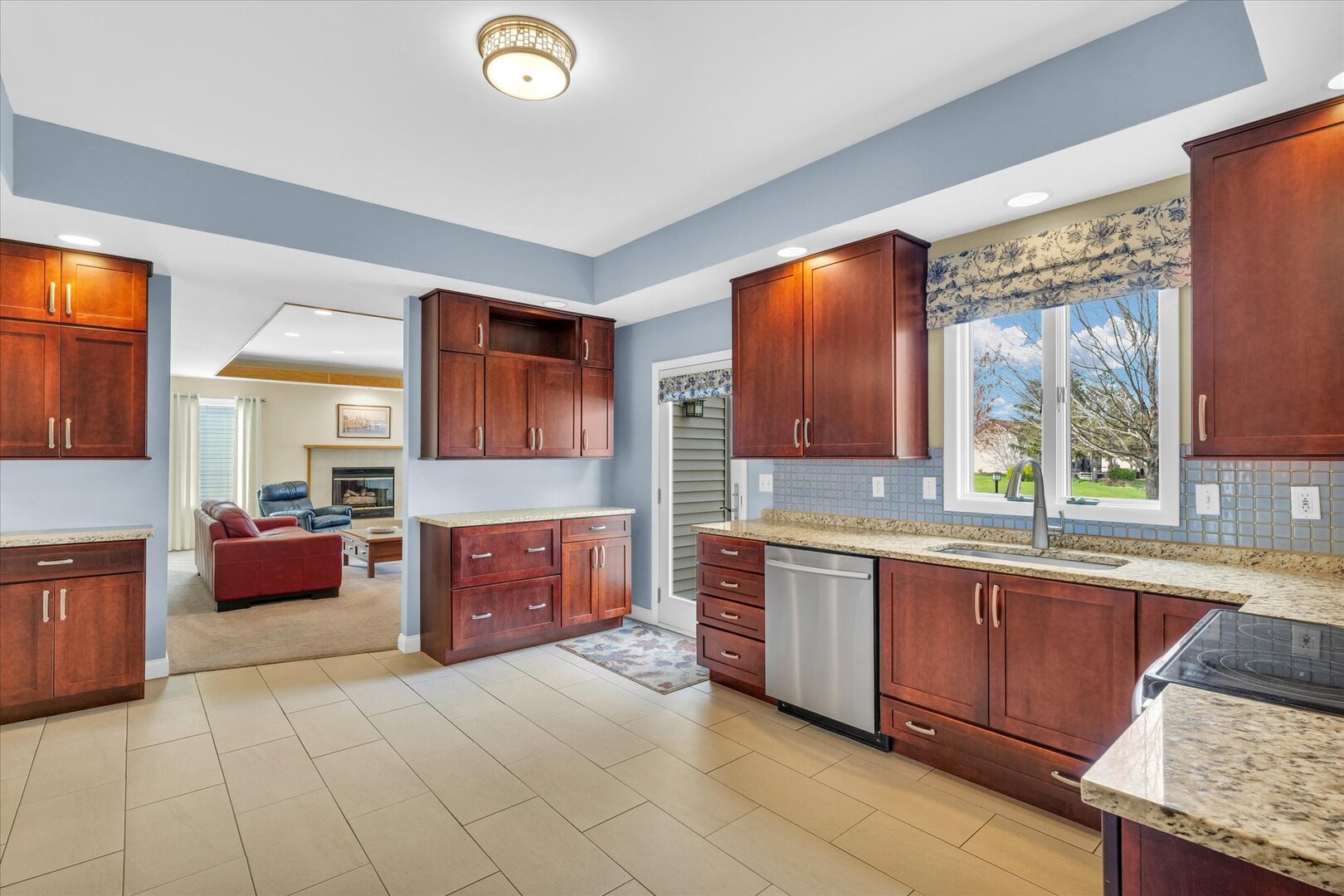 1512 Cobblefield Road Champaign, IL 61822 - Photo 9 of 45 Gallery Image 9