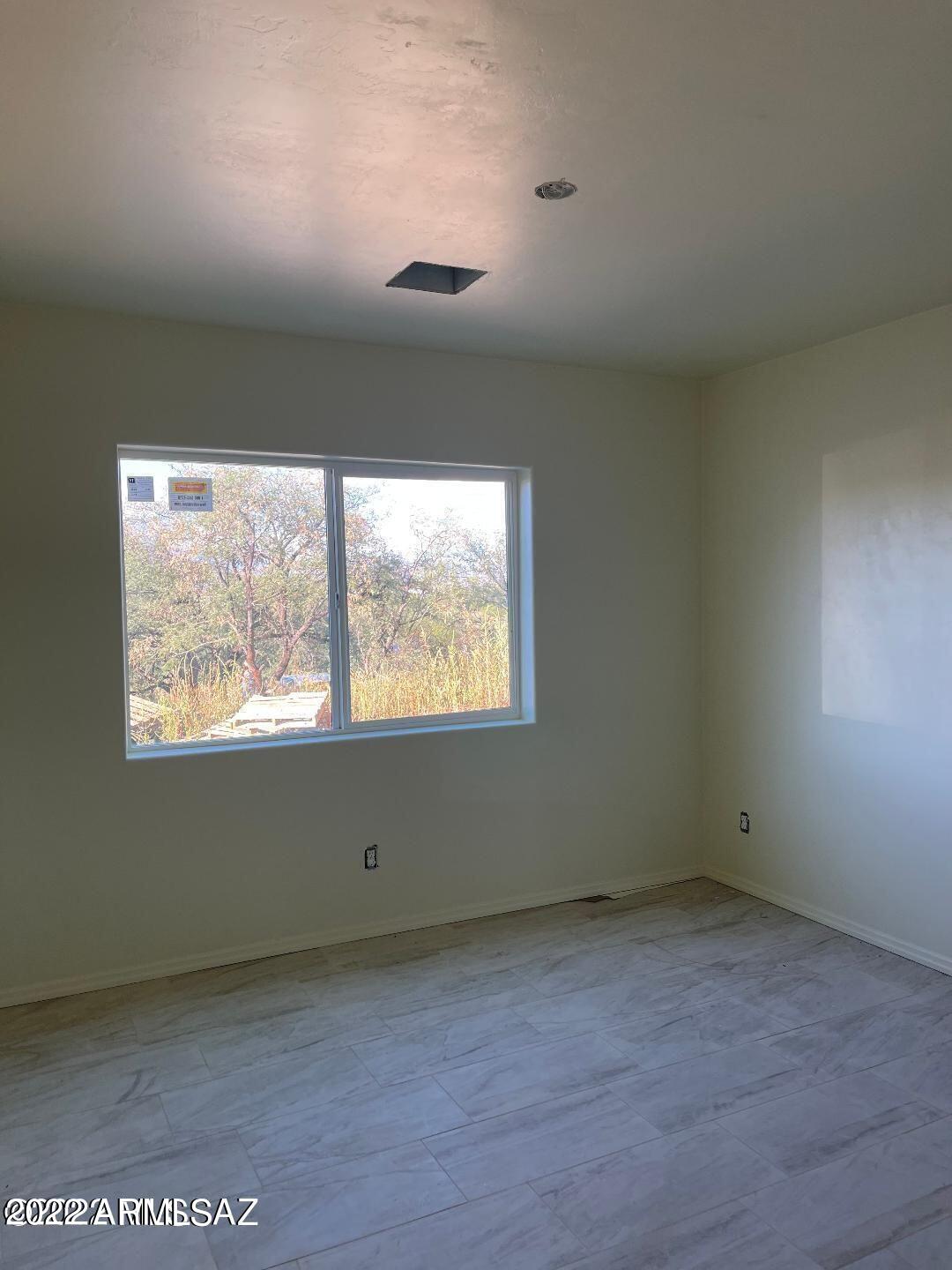377 Paseo Picamaderos Rio Rico, AZ 85648 - Photo 14 of 22 20220914004459517934000000-o