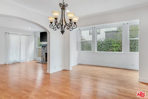 $10,450 | 409 North Kilkea Drive, Los Angeles, CA 90048