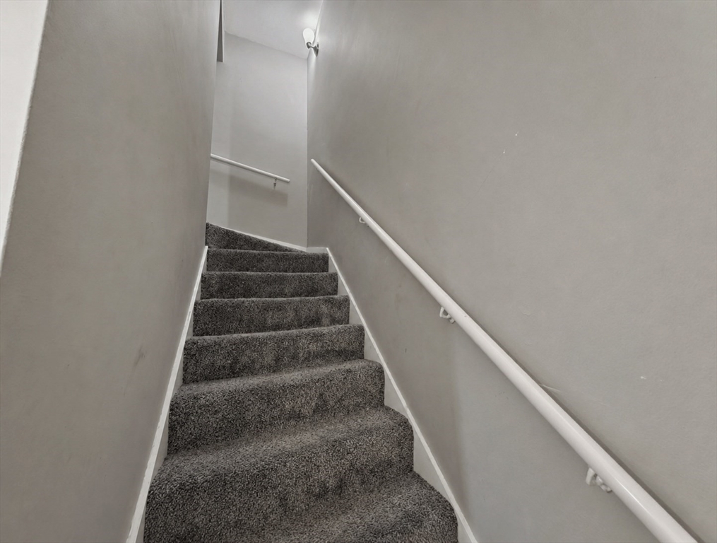 700 2nd Street, Unit 110 Fall River, MA 02721 - Photo 6 of 17 a view of entryway