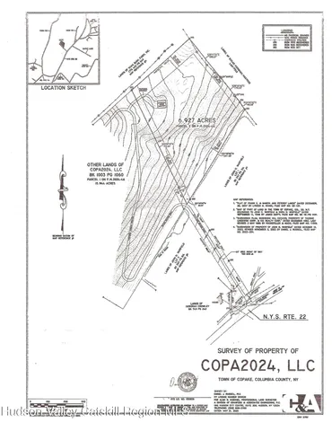 a picture of a lake view